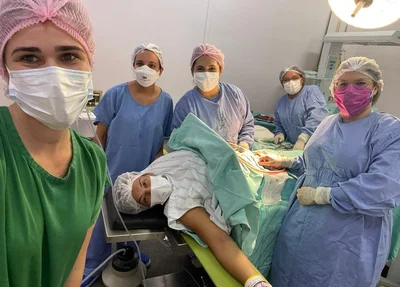 A filha de Sarah Menezes nasceu em um espaço especializado em parto humanizado
