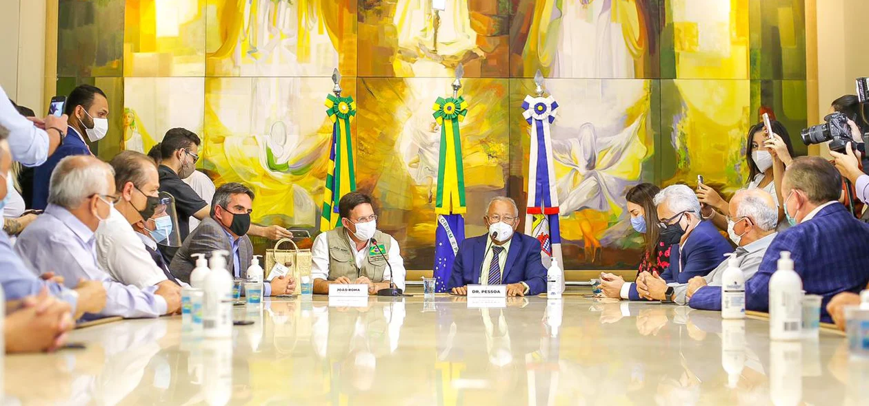 A reunião aconteceu na tarde desta segunda