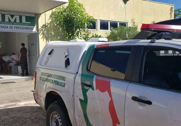 Acusados de assaltar casa de empresário fogem do IML em Teresina