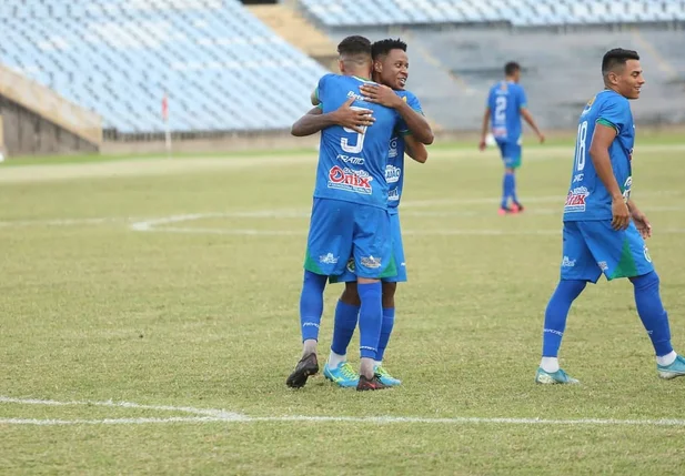 Altos vence River no Albertão