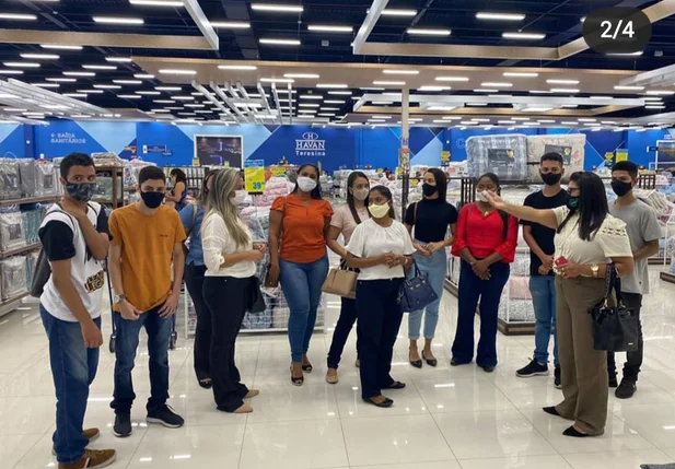 Alunos de empreendedorismo da FWF realizam visita a Loja Havan