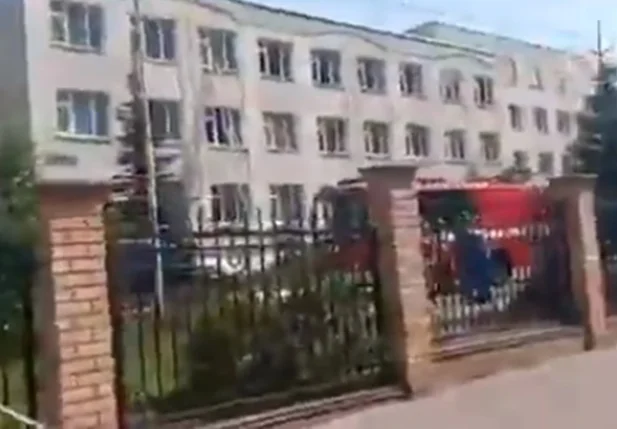 Ataque a tiros deixa pelo menos oito mortos em escola na Rússia
