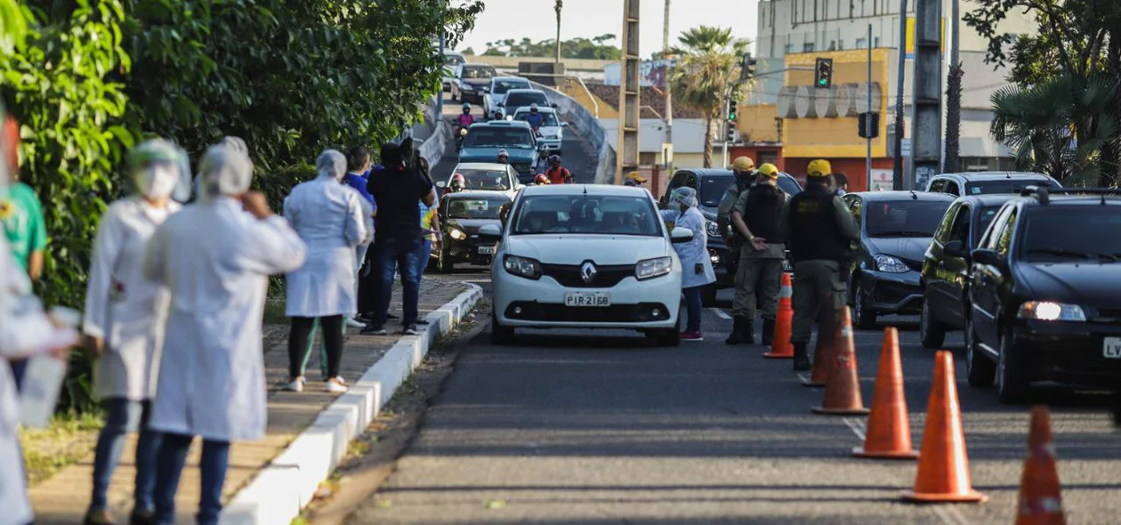 Barreira sanitária na Avenida Maranhão