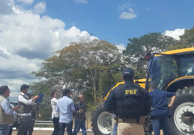 Bolsonaro no trator