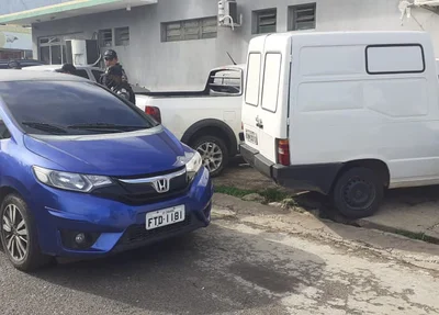Carros utilizados pelos criminosos