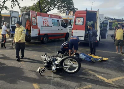 Colisão entre motocicletas deixa três pessoas feridas no centro de Teresina