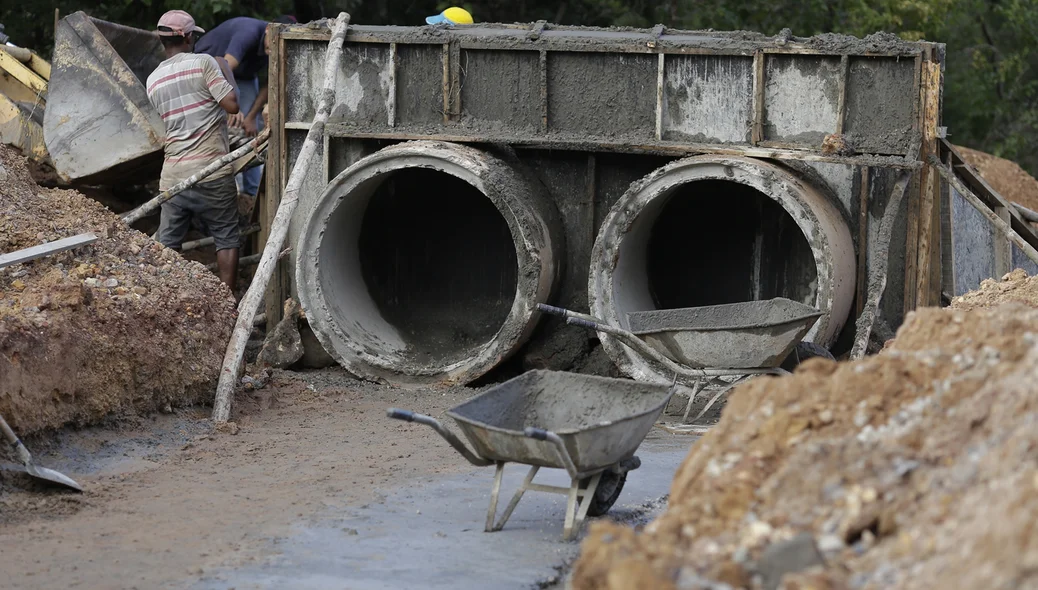 Construção de bueiro