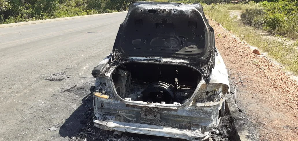 Corpo foi encontrado dentro do carro em Timon