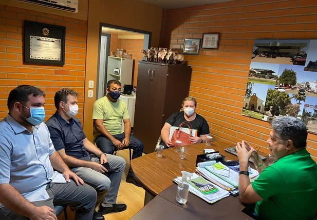 Discussão girou em torno do futuro político de José de Freitas