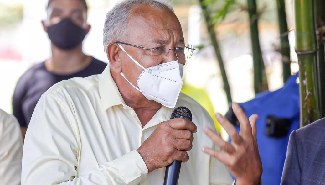 Dr. Pessoa assinou autorização para licitação