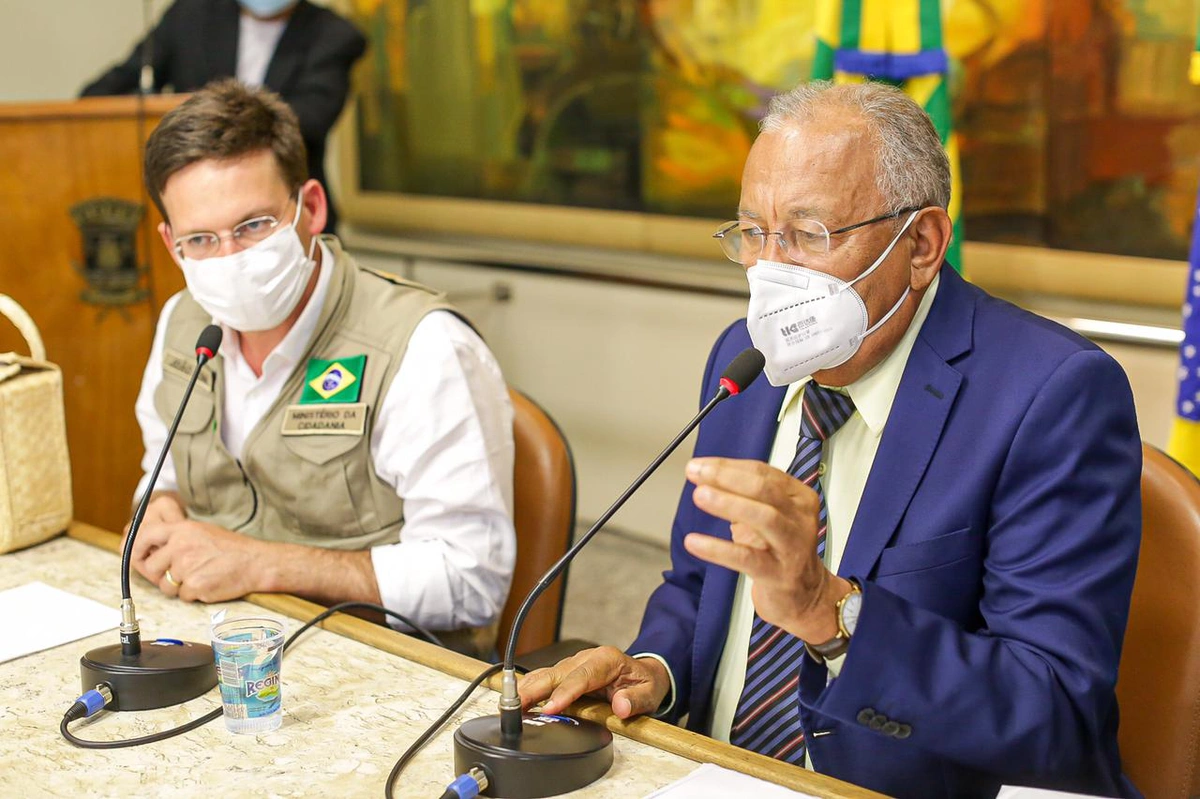 Dr. Pessoa e o ministro João Roma em Teresina