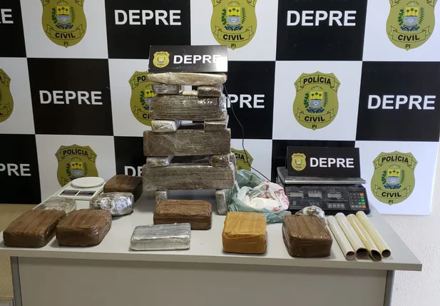 Droga apreendida com os acusados