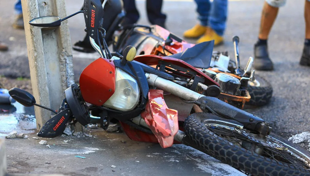 Mecânico morre em colisão entre carro e moto no Centro de Teresina