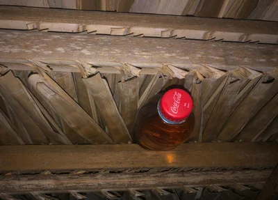 Garrafa encontrada pela vítima