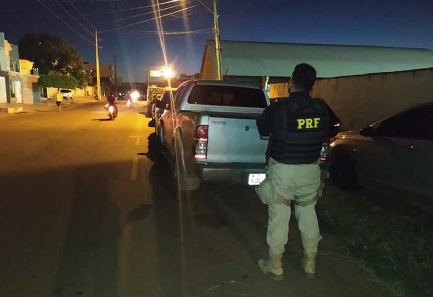 Hilux apreendida em Picos