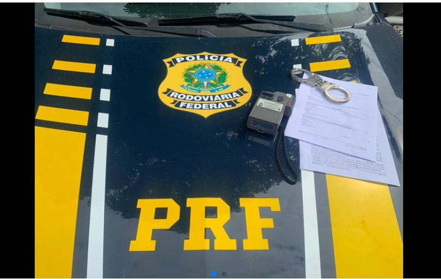 Homem é preso pela PRF por dirigir embriagado