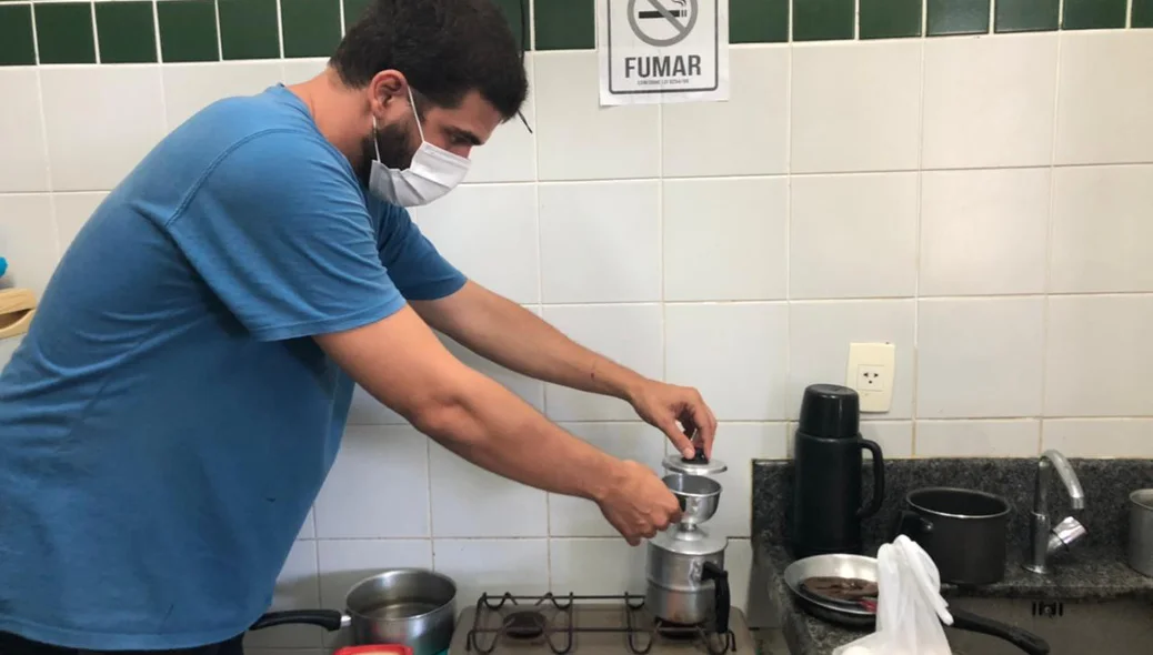 Local onde o estudante prepara suas refeições