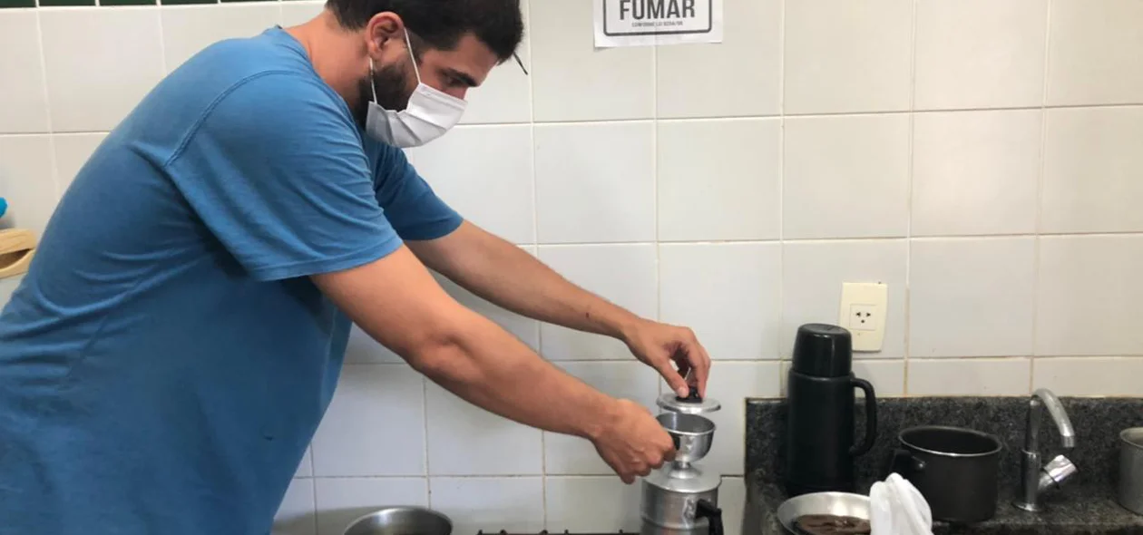 Local onde o estudante prepara suas refeições