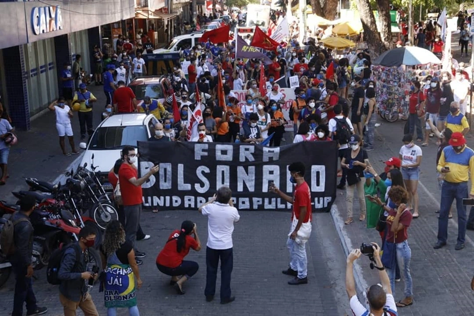 Manifestação no Centro de Teresina