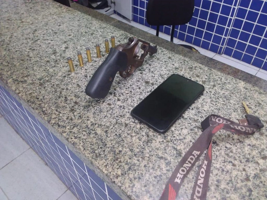 Materiais apreendidos pela Polícia Militar