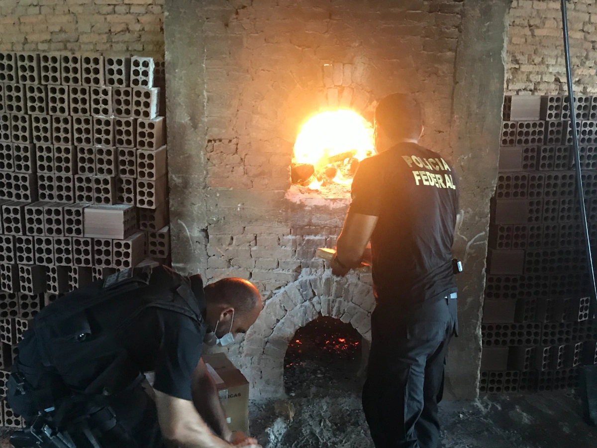 Material apreendido pela Polícia Federal foi incinerado