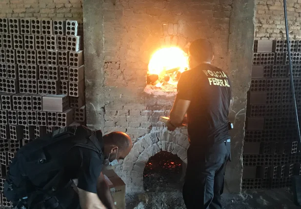 Material apreendido pela Polícia Federal foi incinerado