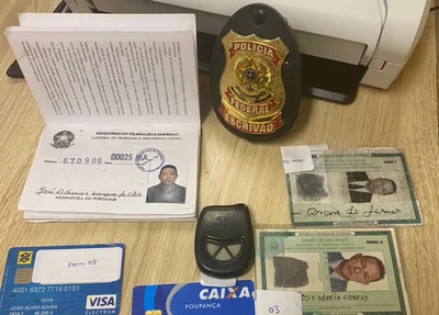 Material encontrado pela PF com os suspeitos