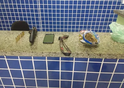 Objetos apreendidos pela Polícia Militar