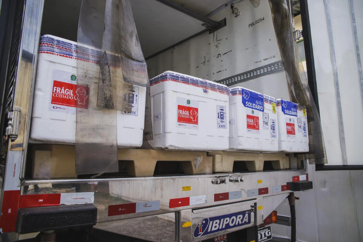 Piauí recebe mais de 87 mil doses de vacina contra a covid-19