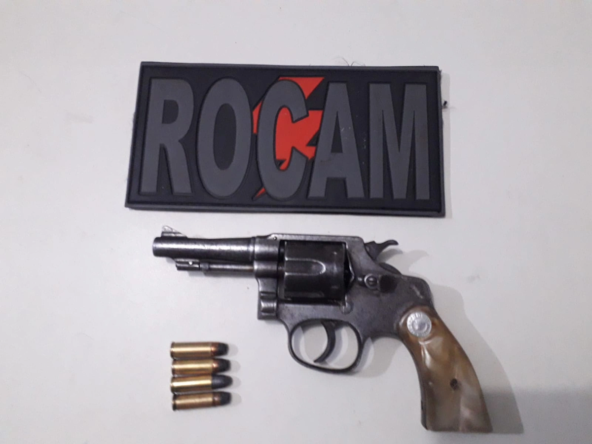 PM apreendeu a arma de fogo