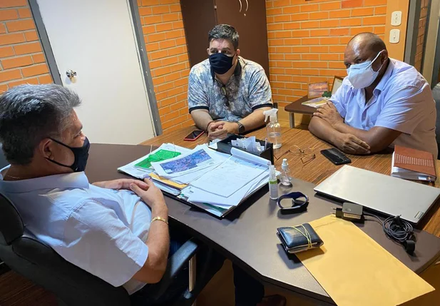Reunião no gabinete do deputado
