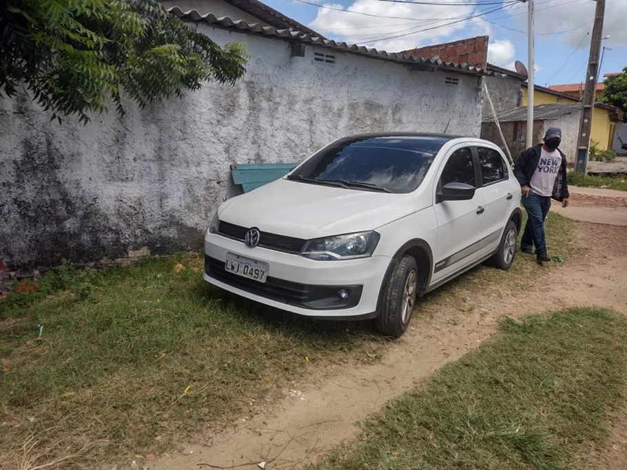Veículo foi recuperado pela Polícia Militar