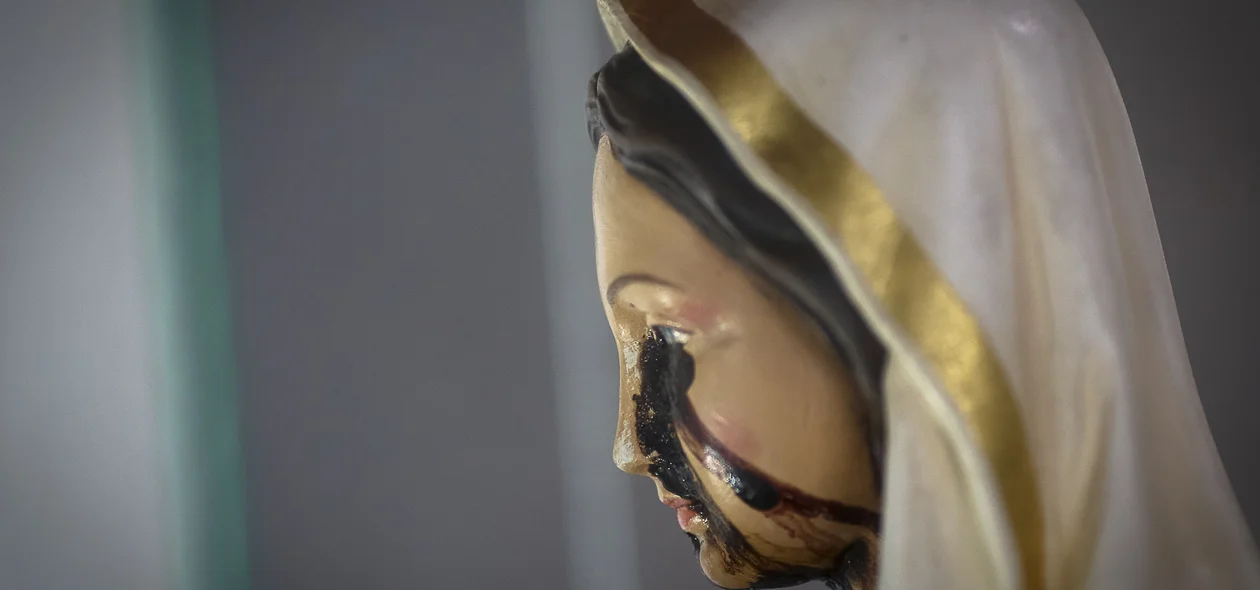 A imagem de Nossa Senhora Rosa Mística  em Teresina Piauí