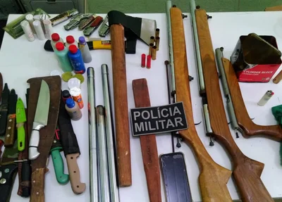 Armas apreendidas na casa do suspeito