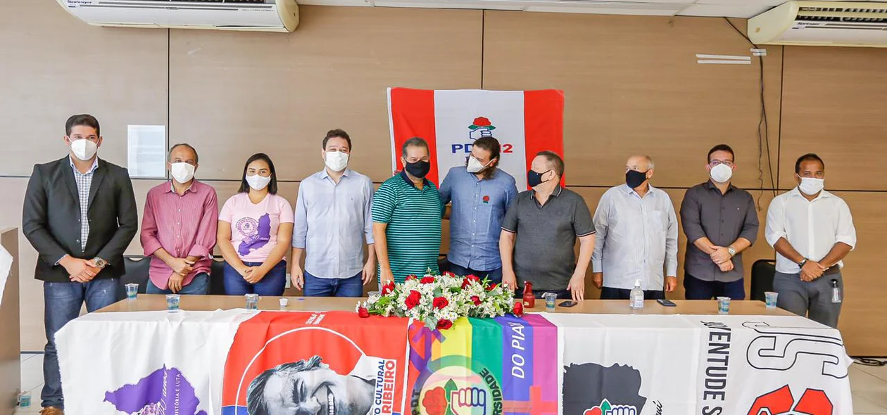 Autoridades participaram do evento