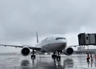 Avião com vacinas da Janssen