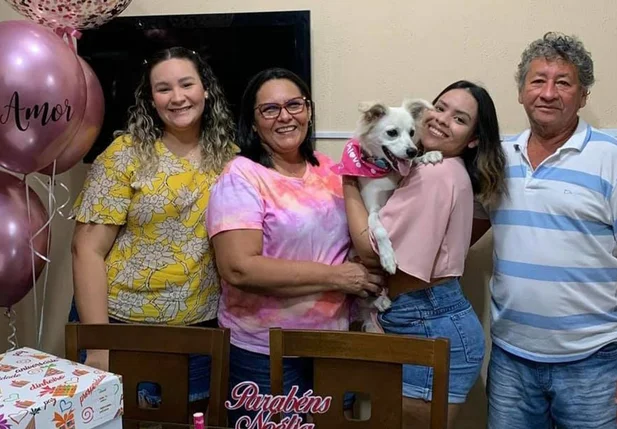 Bianca Maranhão, Noélia Maranhão, Maria Clara e Manoel Honorato Nascimento