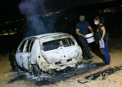 Carro onde o homem foi encontrado