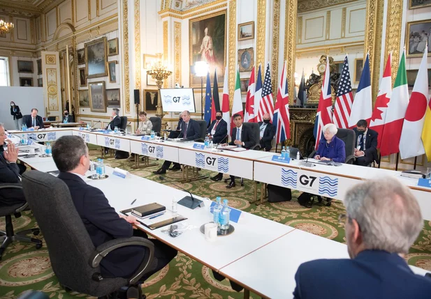 G7