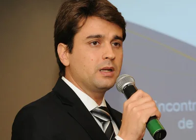 George Gosson