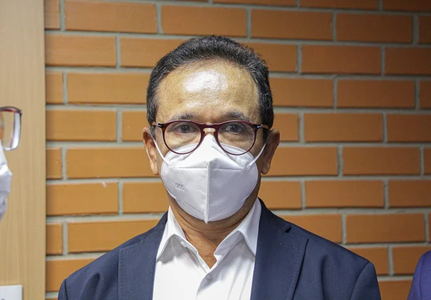 Dr. Hélio