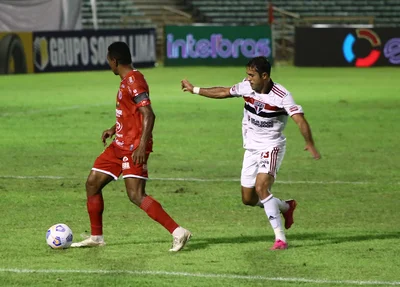 Jogo entre 4 de Julho e São Paulo