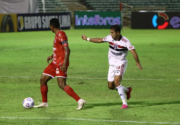 Jogo entre 4 de Julho e São Paulo