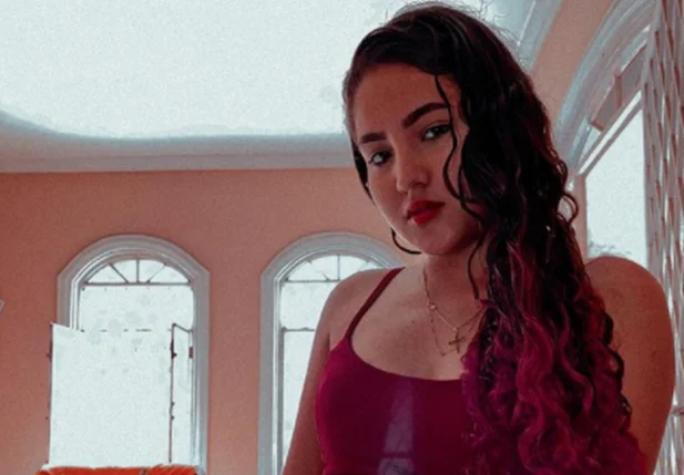 Lívia Monteiro