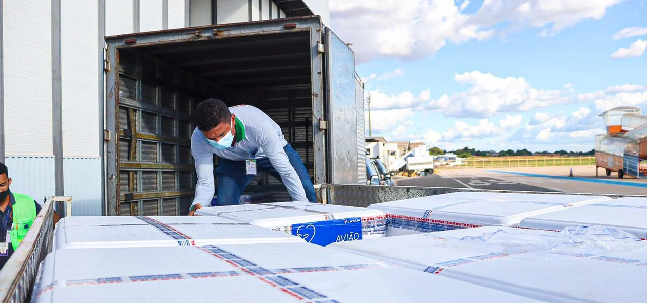 Lote da Janssen chegando em Teresina