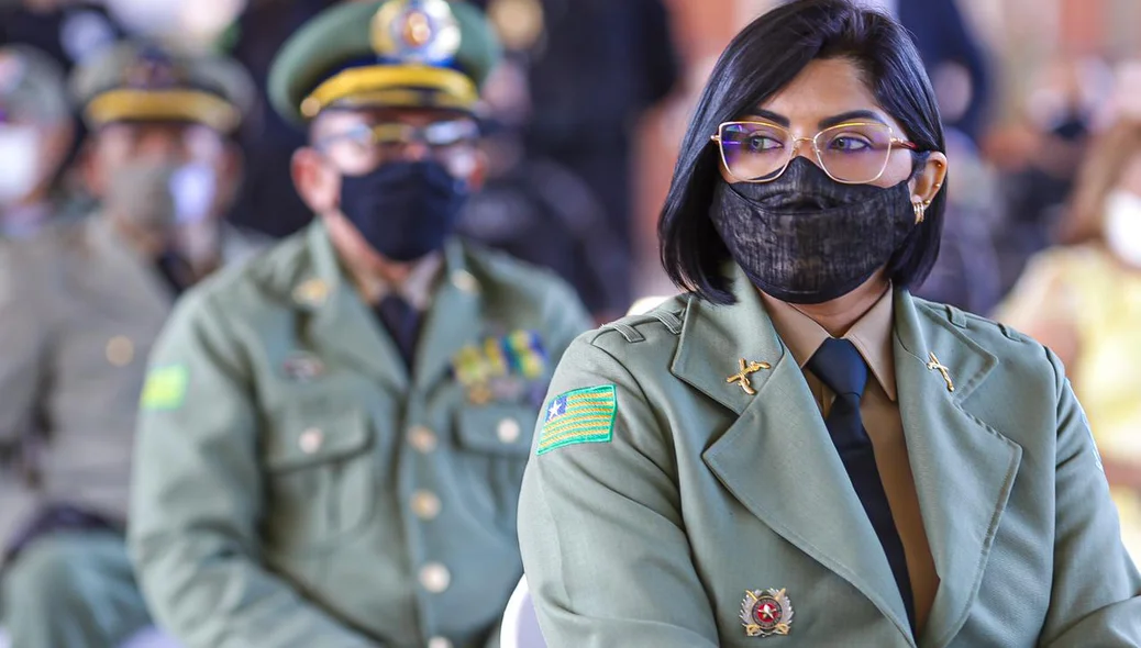 Militar promovida durante solenidade no QCG