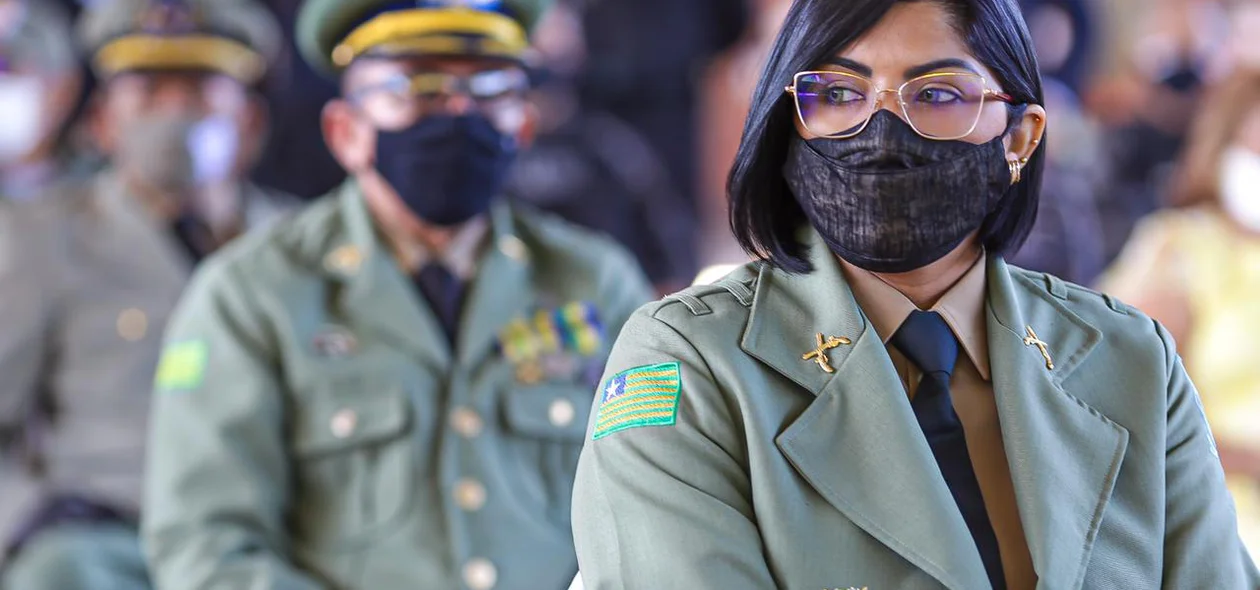 Militar promovida durante solenidade no QCG
