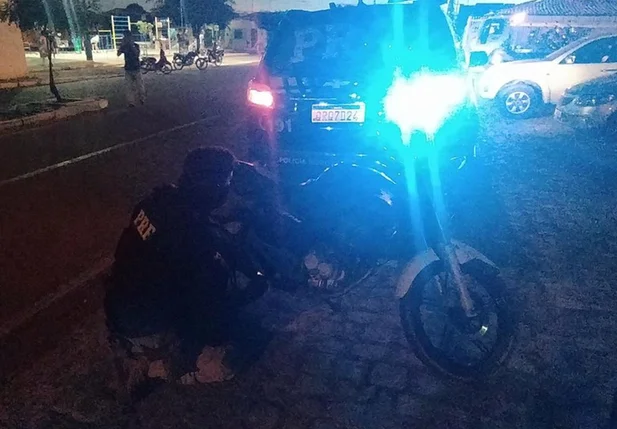 Motocicleta recuperada pela PRF