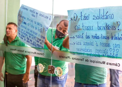Motoristas protestam contra projeto