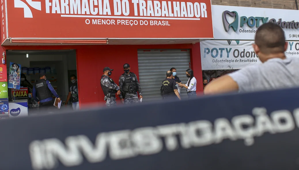 O bandido morreu no local